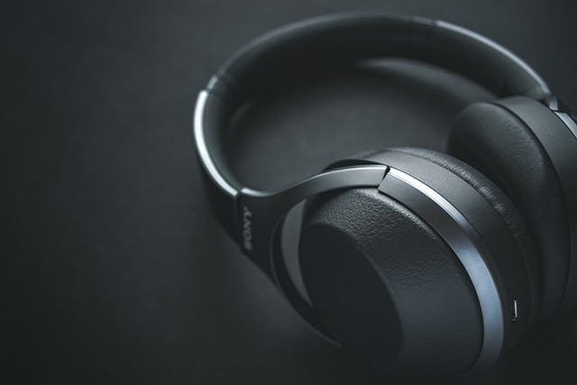 JBL Live 660NC Wireless Headphones